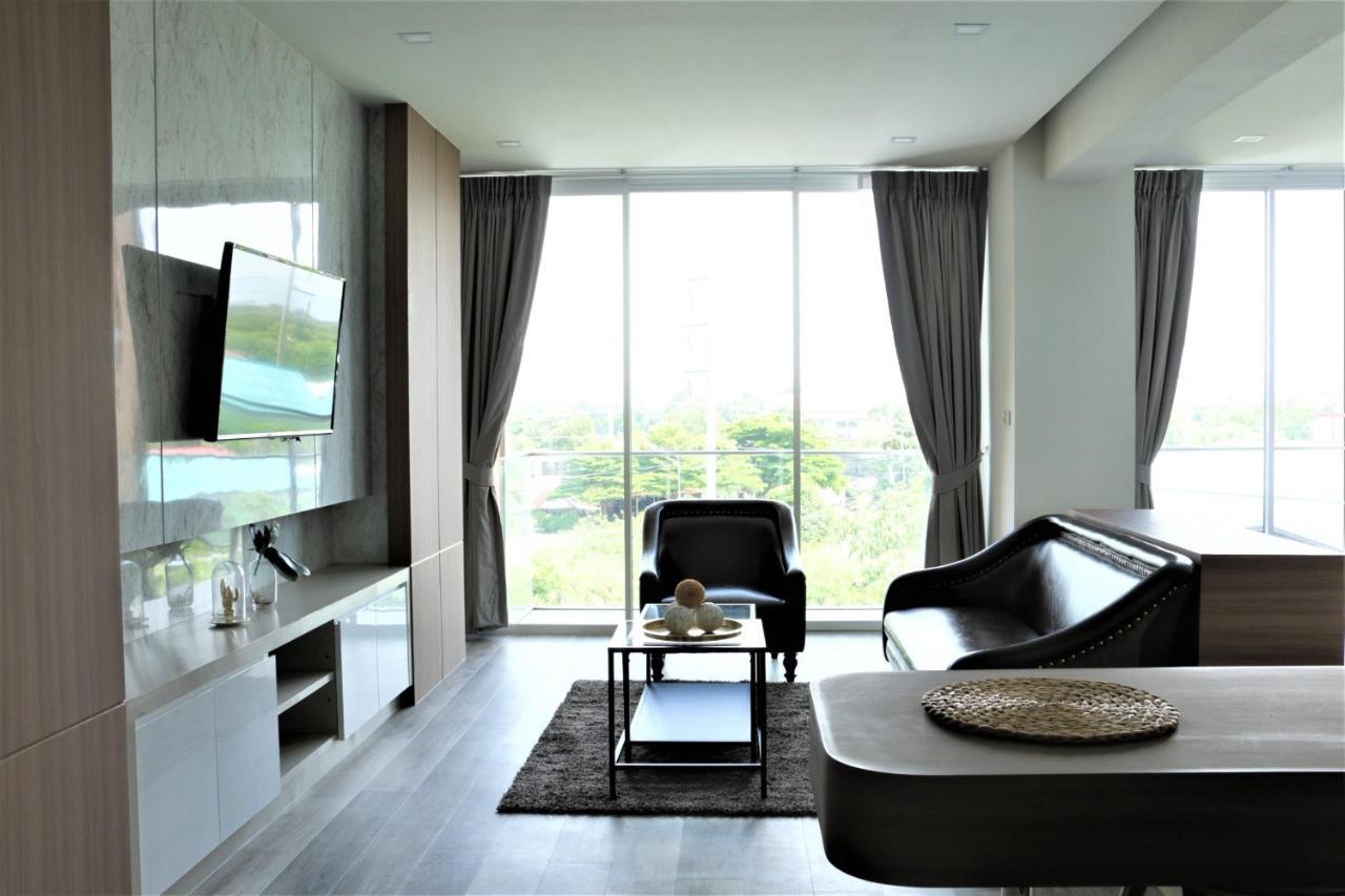 Phurinda Residence Sara Buri Esterno foto